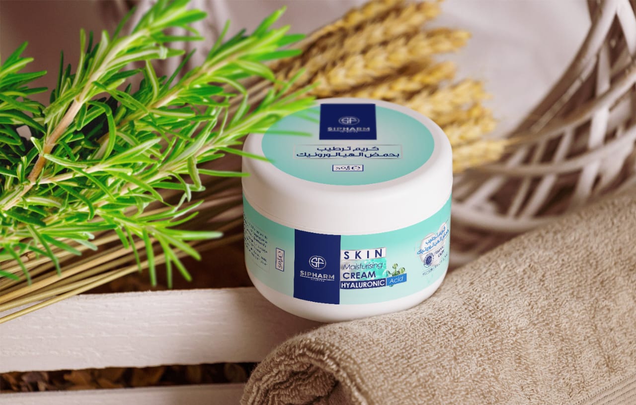 اسم المنتج Skin Moisturising Cream Hyaluronic Acid (كريم ترطيب بحمض الهيالورونيك) من علامة SIPHARM.